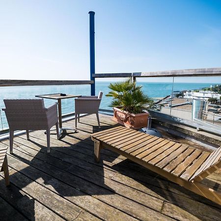 Logis Hotel - La Petite Rade Гавр Екстер'єр фото